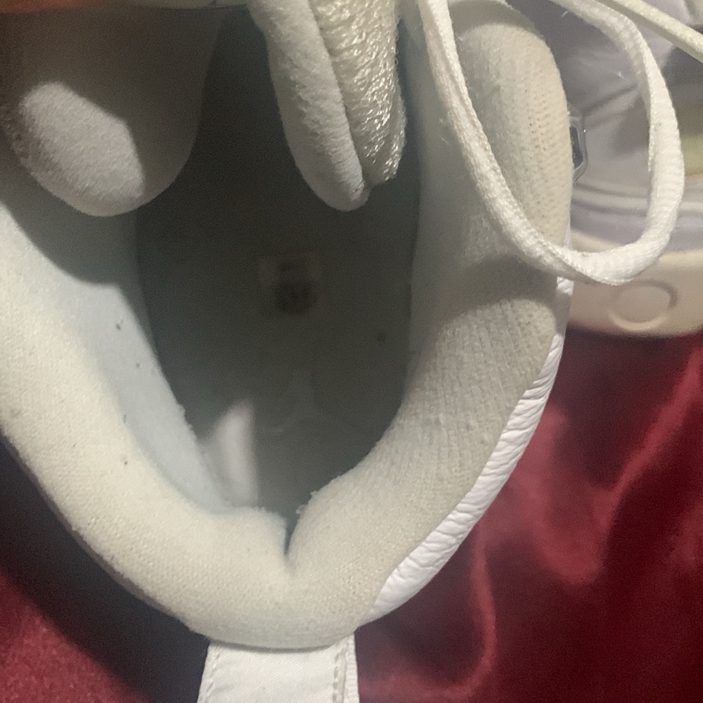 Jordan’s Athletics Shoes - Picture 9 of 10